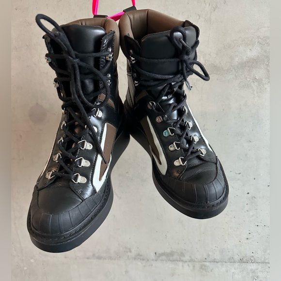 Zara Women’s Mountain Boots Airfit Lace Up Platforms | High-top laced sneakers - Picture 5 of 11